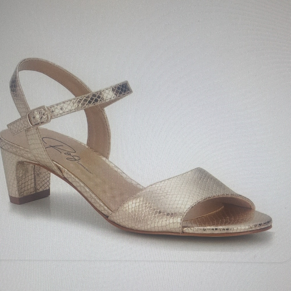 NWB Ros Hommerson Lydia Gold Snake Leather.  Size 8